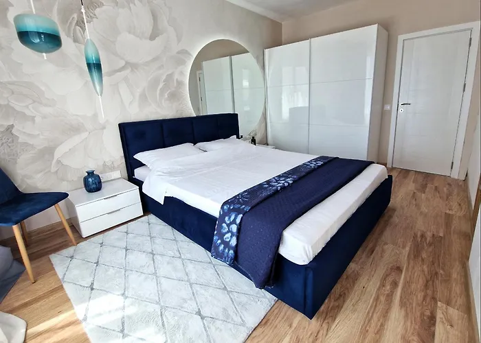 Sea View -10 Min To -weekend Access -garage Incl Varna