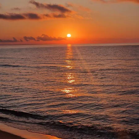 Sea View -10 Min To -weekend Access -fast Wi-fi Varna