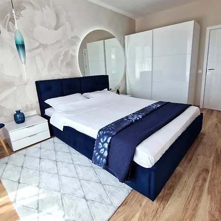 Sea View -10 Min To -weekend Access -fast Wi-fi Varna