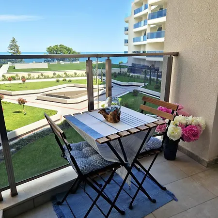 Sea View -10 Min To - Pool -garage Incl * ヴァルナ